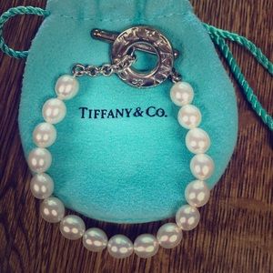 Tiffany & Co pearl bracelet.